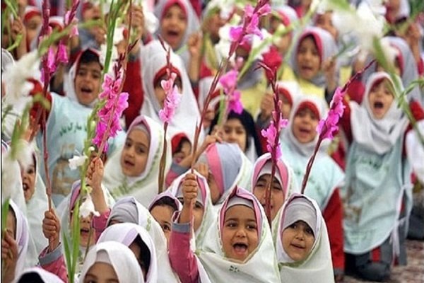 ورود بیش از ۱۲۳ هزار دانش آموز به مدارس استان سمنان