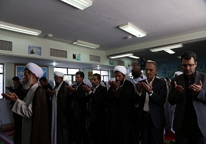 زنگ نماز در مدارس چهارمحال و بختیاری نواخته شد