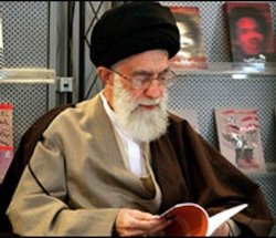 نظر رهبر انقلاب درباره&zwnj;ی نقصی که در کتاب &laquo;نورالدین پسر ایران&raquo; وجود دارد +دستنوشته
