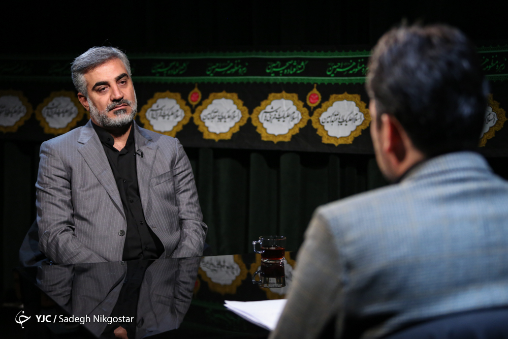 داماد حاج منصور ارضی بودن چه امتیازی دارد؟! / امام حسین (ع) صاحب قیامت است/ شعر&zwnj;های آیینی و مداحی باید روایی باشند/امام شناسی در منبر&zwnj;ها کمرنگ شده است