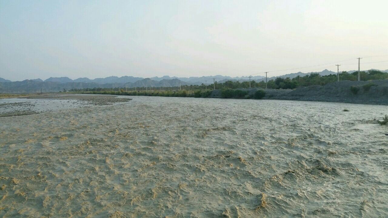راه ارتباطی ۴۰ روستای قصرقند همچنان مسدود
