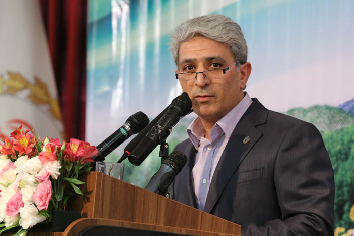 هیچ واحد تولیدی به دلیل معوقات بانکی تعطیل نمی‌شود