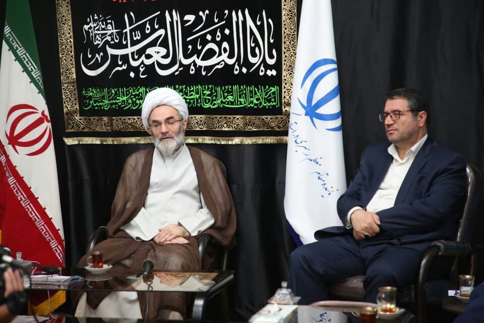 دیدار وزیر صنعت، معدن و تجارت با نماینده، ولی فقیه در گیلان