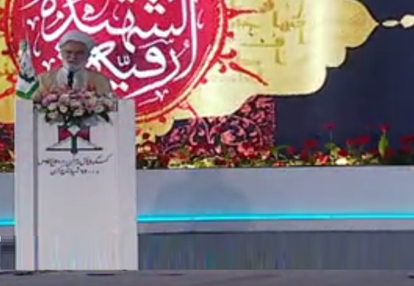 با شهدا وامام راحل پیمان می بندیم که برای پیمودن گام دوم آماده ایم