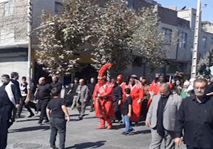 کاروان نمادین اسرای کربلا در اسلامشهر + فیلم