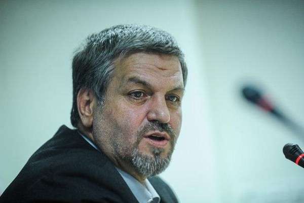 انتخاباتِ بدون رقابت نمایش است