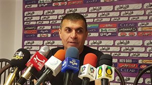 امیدوارم فردا اولین پیروزی خانگی را به دست آوریم/ تیم در حالت نیمه سکته بود