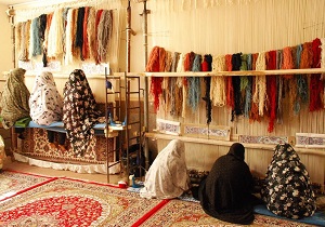 مشکلات قالیبافان استان اردبیل احصا شود