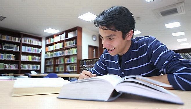 ساعت14/دانش آموزان می توانند با لذت درس بخوانند