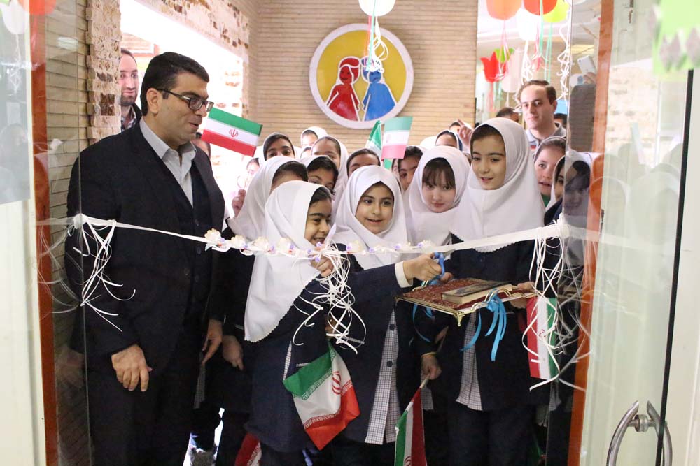 نمایشگاه آثار ادبی و هنری کودکان و نوجوانان سنندج گشایش یافت