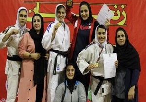 تیم دختران لرستانی،روی سکوی قهرمانی چهاردهمین دوره رقابت‌های جودوی نوجوانان کشور