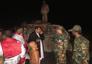 امداد رسانی تیپ ۲۸۸ زرهی به سیل زدگان خاش
