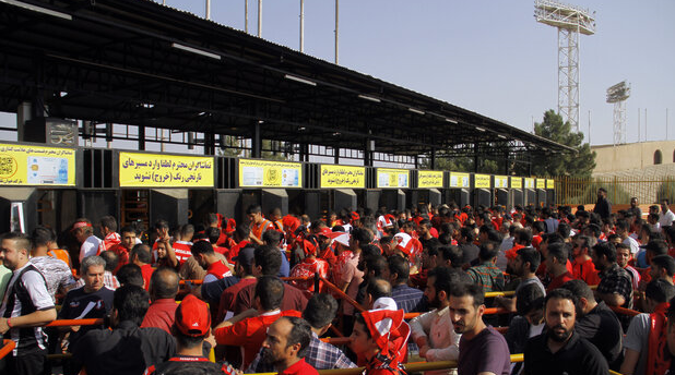 فروش بلیت الکترونیک لیگ برتر فوتبال نمره قبولی نگرفت