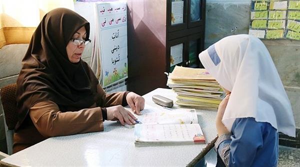 پیگیر معوقات معلمان حق التدریس هستیم