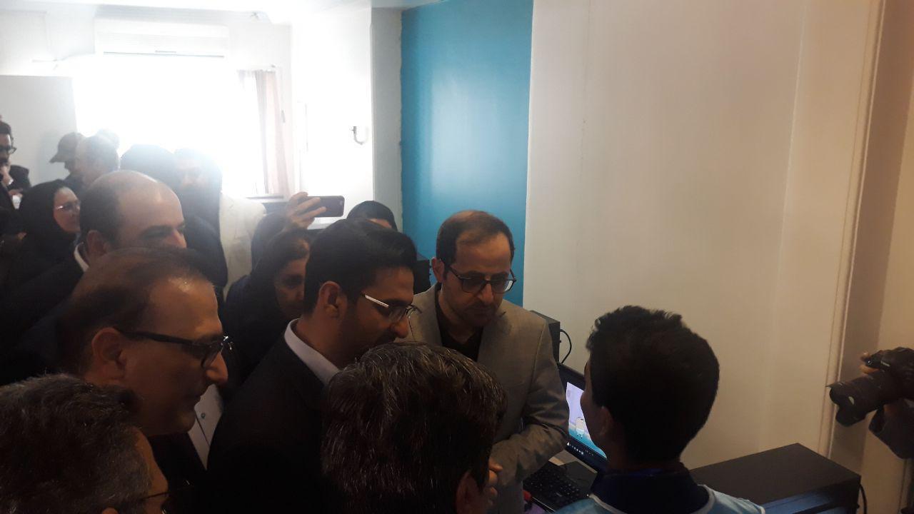 بازدید وزیر ارتباطات از شتاب&zwnj;دهنده کودک&zwnj;آنلاین