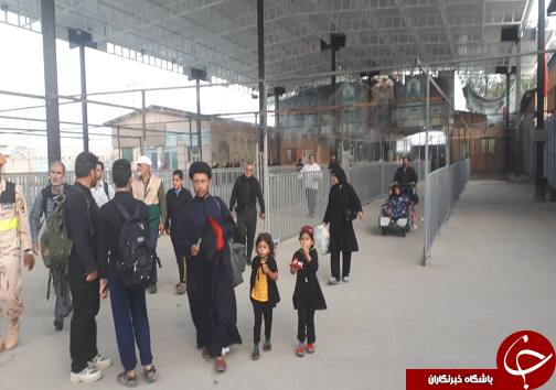 تردد پر حجم زائران از مرز مهران به روایت تصاویر