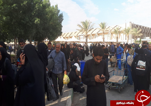 تردد پر حجم زائران از مرز مهران به روایت تصاویر
