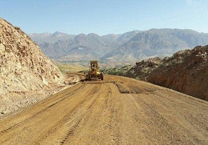 بهسازی راه خاکی و شنی ۵۲ روستا در شهرستان کوثر