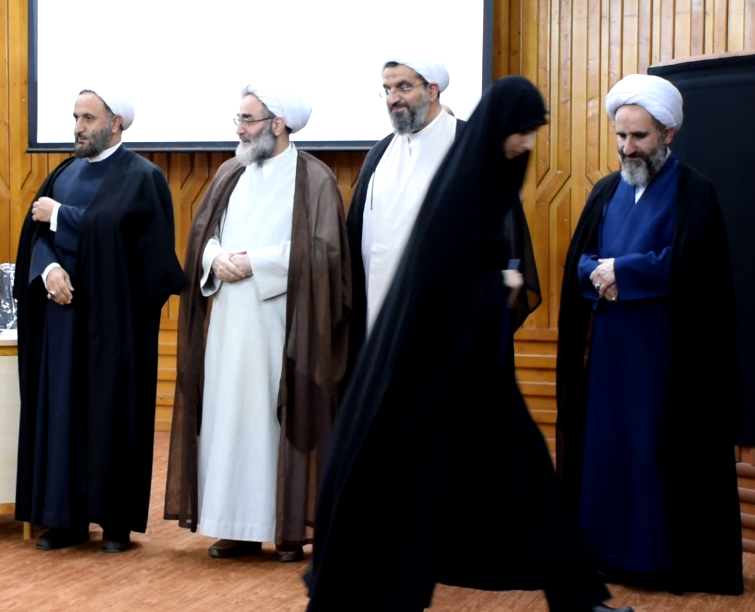 دانش و پژوهش عامل دست یابی به تعالی