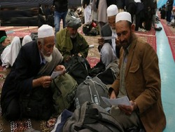 پذیرش هر روز بیش از دو هزار نفر از اتباع کشور افغانستان در مرز دوغارون