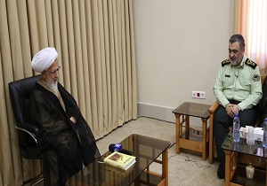 خون پاک شهدا و عنایت اهل بیت(ع)، حامی نیروی انتظامی است