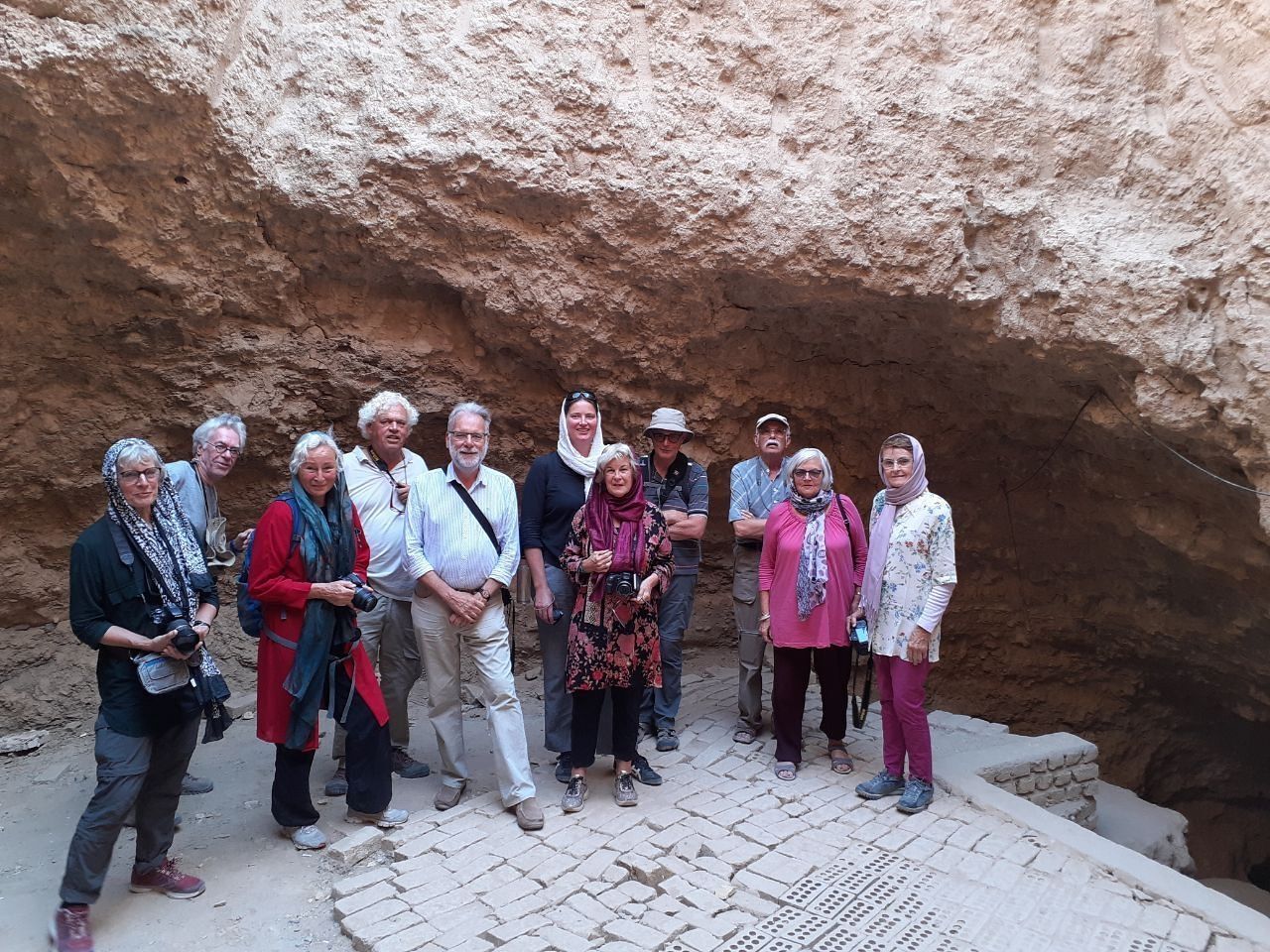 جاذبه تاریخی گناباد برای گردشگران هلندی