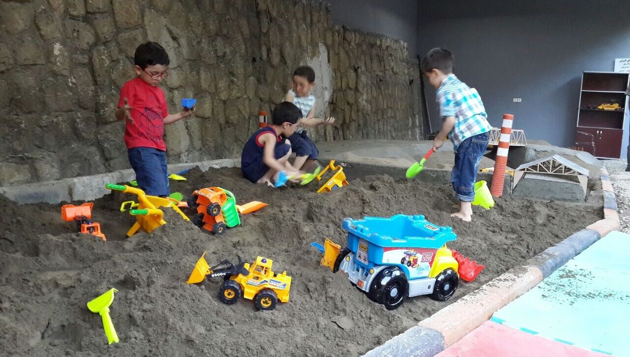 چرا نباید وارد دعوای کودکان با یکدیگر شد؟