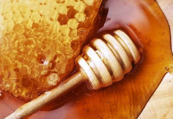 بوی بد دهان را با عسل نابود کنید