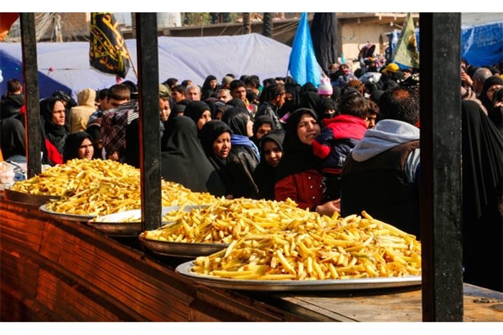 با زائران در مرز&zwnj;های چذابه و شلمچه؛ رشد ۴۲۰ درصدی عبور زائران از شلمچه/ آموزش موکب داران در پایانه مرزی چذابه +تصاویر