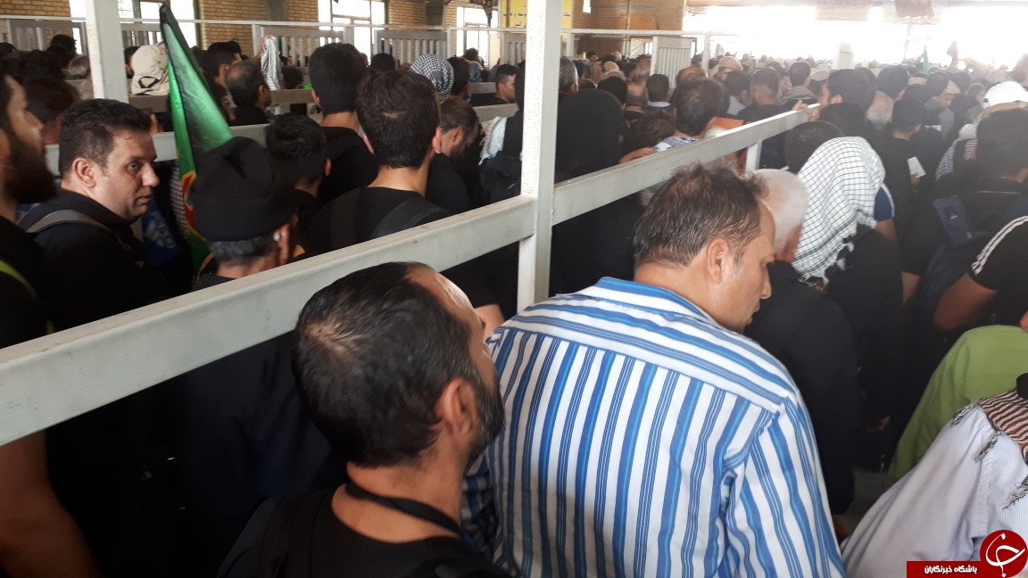 حجم تردد زائران اربعین در مرز مهران + تصویر