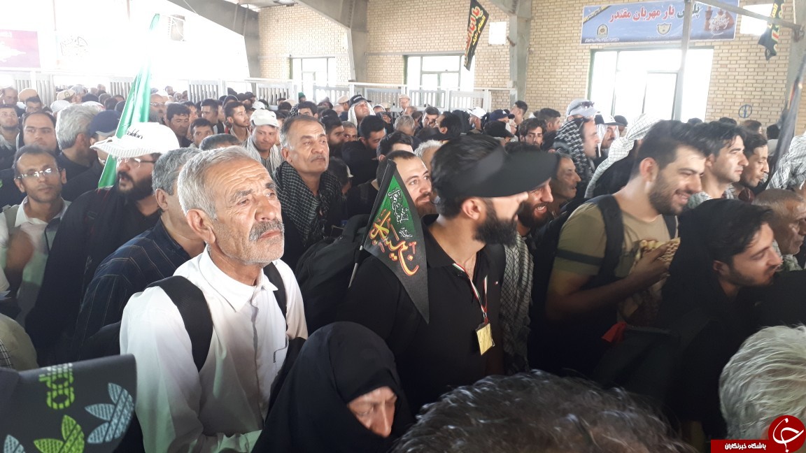 حجم تردد زائران اربعین در مرز مهران + تصویر