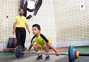 مسابقات وزنه برداری نونهالان خوزستان برگزار می شود