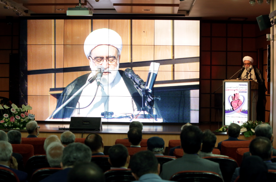 توسعه و پیشرفت علمی از مهمترین راهبرد‌های آستان قدس رضوی است