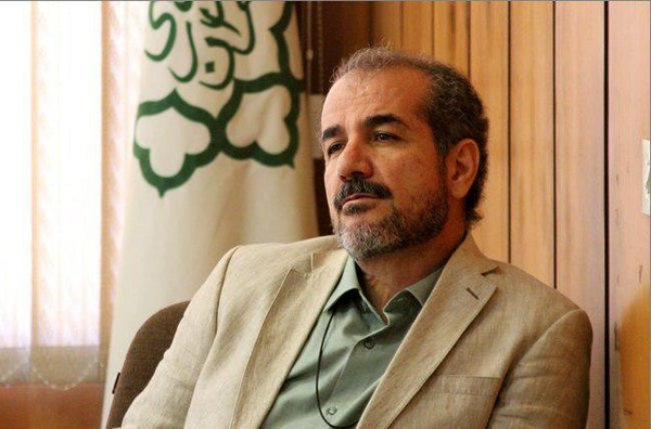 پاینده / حد پله از پیاده&zwnj;راه با ثبت کد کف گذر