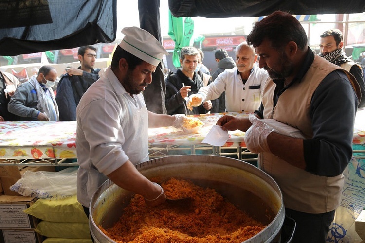 اطعام شش هزار زائر اربعین در موکب ماهان