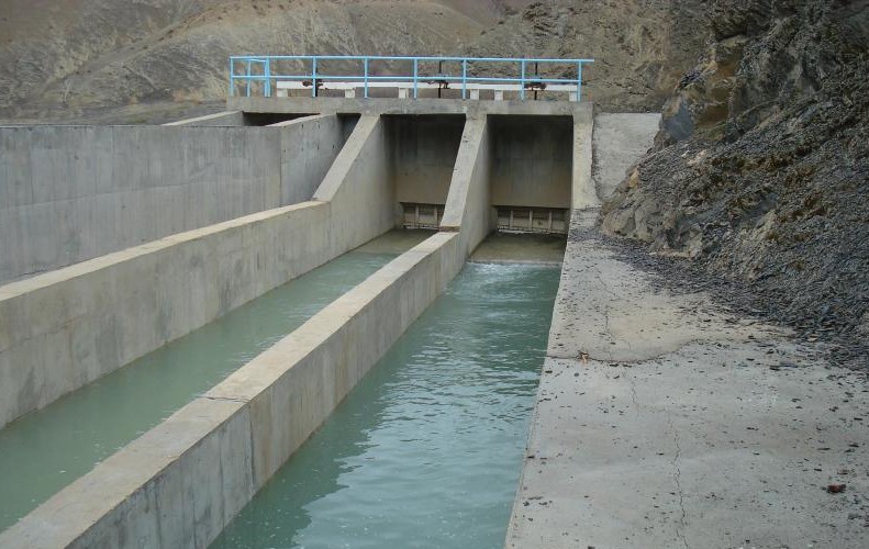 ترمیم سد و کانال انحرافی روستای بردبل چرداول در گرو اعتبار