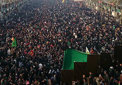 روضه خوانی زیبای میثم مطیعی در حرم حضرت علی (ع) +فیلم