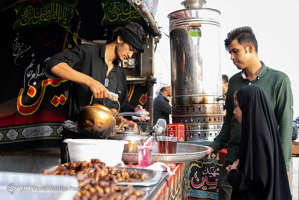 نکات حیاتی که زائران اربعین حسینی باید آویزه گوش کنند/ از توصیههای بهداشتی تغذیهای تا راهکارهایی برای حفظ سلامتی نکات حیاتی که زائران اربعین حسینی باید آویزه گوش کنند/ از توصیههای بهداشتی تغذیهای تا راهکارهایی برای حفظ سلامتی