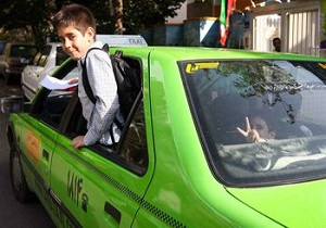 فراخوان رانندگان خودرو‌های شخصی برای دریافت مجوز سرویس مدرسه/ استفاده از ظرفیت رانندگان خانم برای سرویس مدارس دخترانه