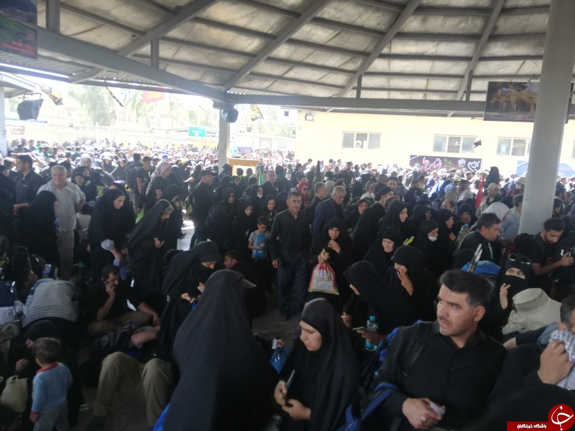 تردد پرشور زائران در مرز مهران + تصویر