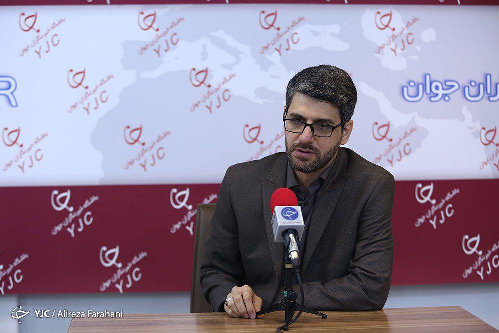 صفر تا صد خدمات ارزش افزوده / زنجیره بیمار تولید محتوا در VAS چگونه است؟ / فتاحی: با تمام توان با سرویس&zwnj;های ارزش افزوده متخلف مقابله می&zwnj;کنیم