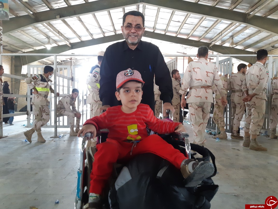 حجم عظیم جمعیت زوار اربعین در پایانه مرزی مهران