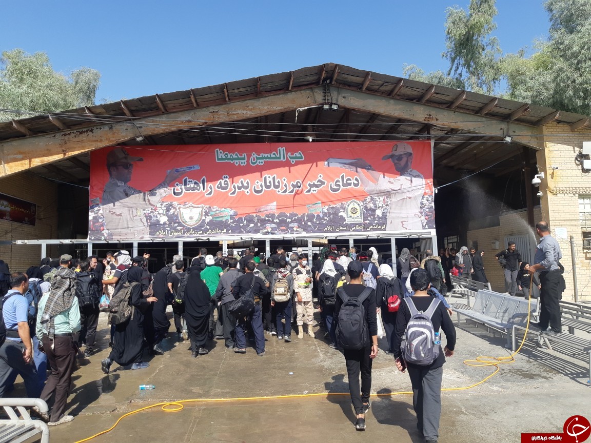 تردد زائران از مرز مهران+ تصویر