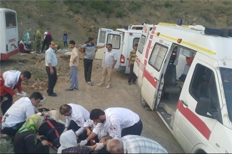 انتقال مصدومان شب گذشته ی جاده ی عراق به مراکز درمانی مهران