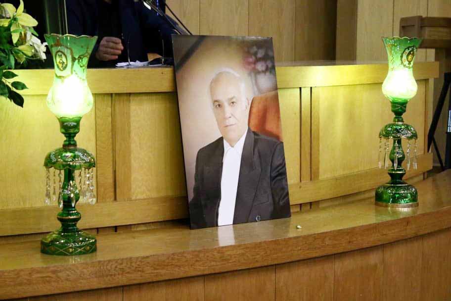 مراسم یادبود محروم کاشانی با حضور بازیکنان پرسپولیس
