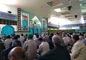 بی بصیرتی مسئولان ، هزینه زیادی برنظام تحمیل می کند