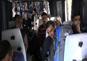 کاروان ۱۸ نفره هنرمندان استان راهی کاظمین شدند