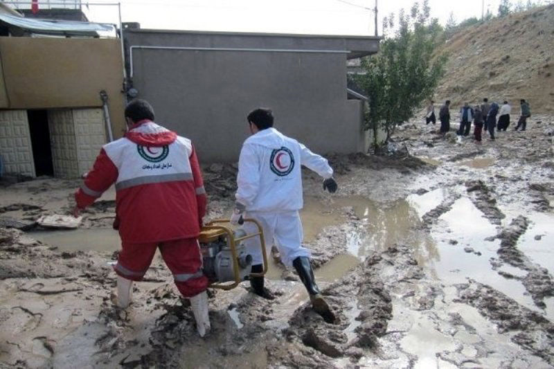 امداد رسانی به سیل زدگان قصرقند