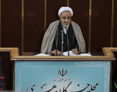 دولت از طلاب تربیت&zwnj;شده در دستگاه&zwnj;های اجرایی استفاده کند