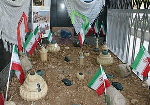 خاکریزه‌هایی از جنس ایثار در نمایشگاه مردان عاشورایی + فیلم